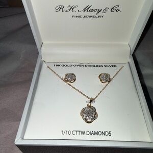 Diamond Cluster Pendant and Stud Earrings Set - Gold/White